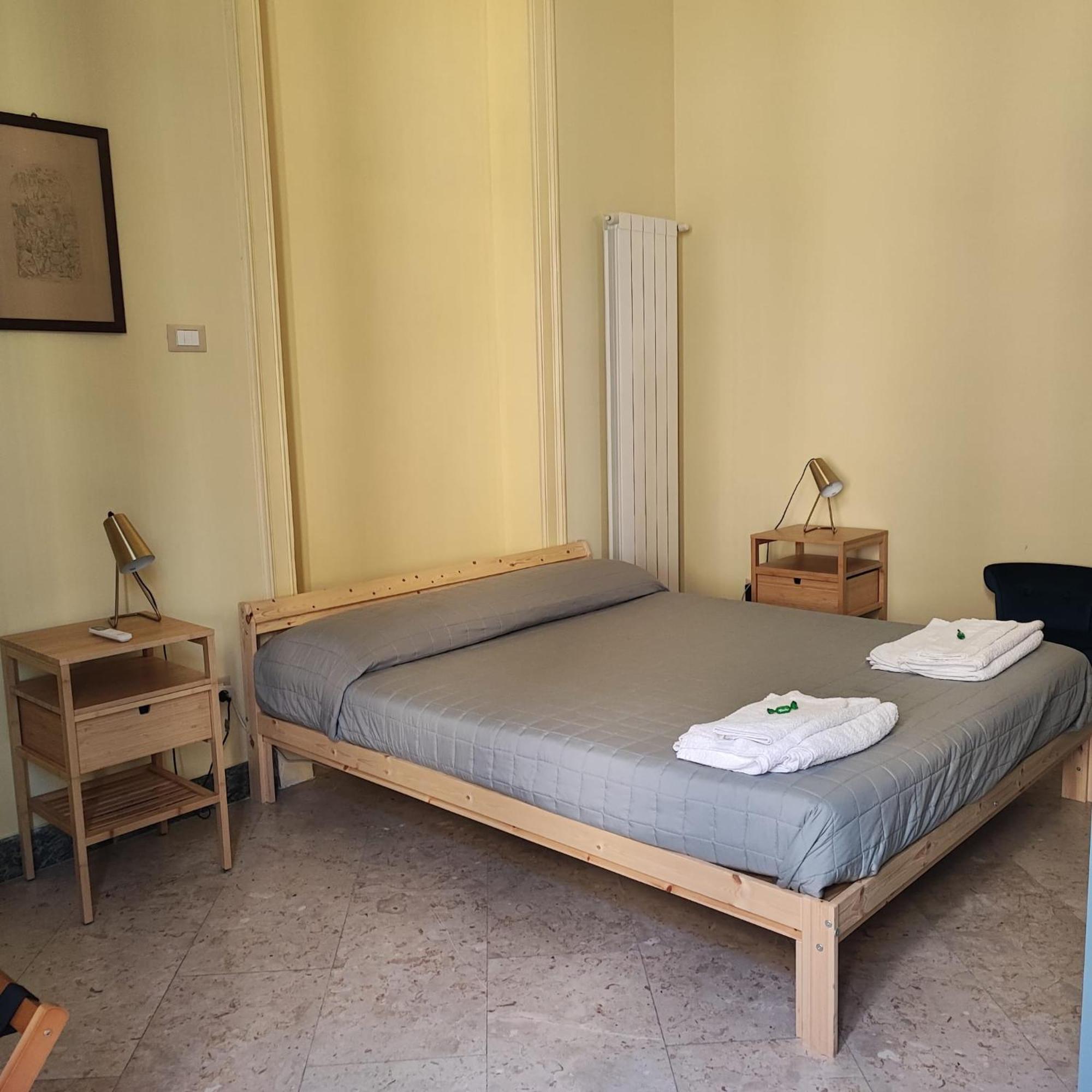 Casa Vacanze Da Ruggero Al Massimo Palermo Buitenkant foto